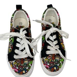 Super Mario Brothers Kid’s Size 13 Shoes Sneakers